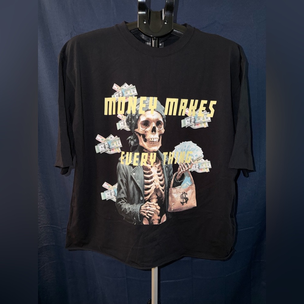 Cooper 9 “Money Makes Everything” Cropped Tee – Black (Medium)